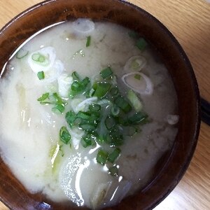 白菜と玉ねぎのお味噌汁